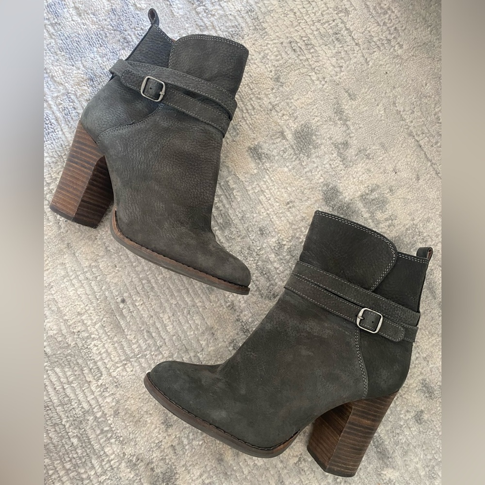 Lucky brand heeled bootie